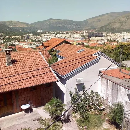 Starmo * Μόσταρ
